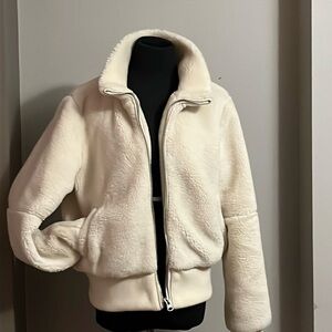 KUT, off white/cream sherpa puffy teddy bear cropped bomber jacket